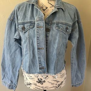 Boo Hoo Light Wash Cropped Denim Jacket Size 4